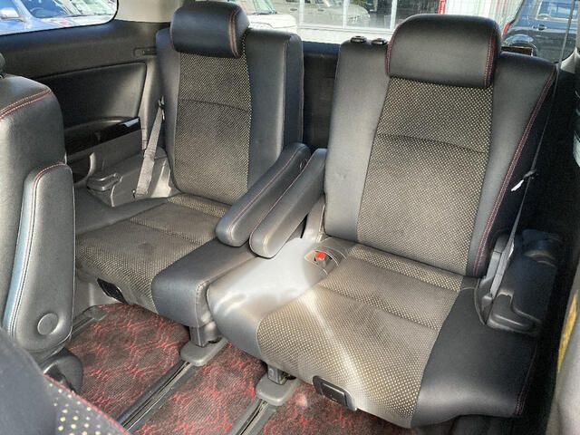 TOYOTA VELLFIRE 4WD 2014