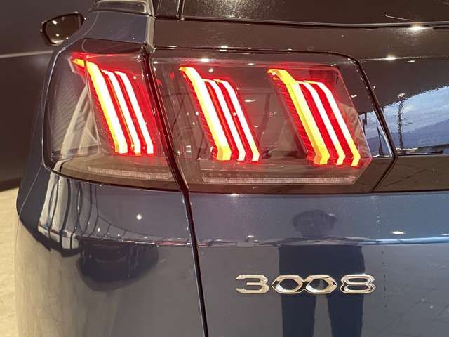 PEUGEOT PEUGEOT 3008 2023