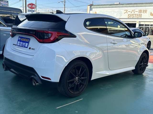 TOYOTA GR YARIS 2025