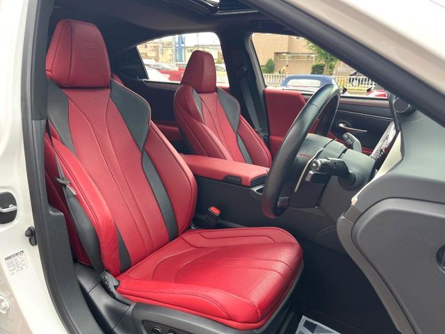 TOYOTA LEXUS ES300h 2019