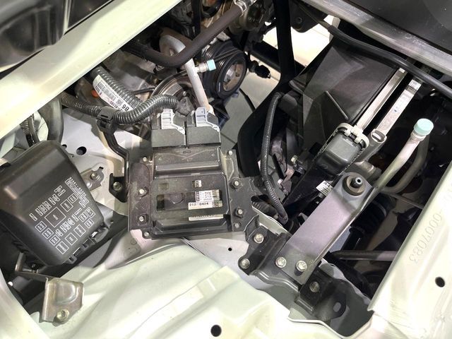 DAIHATSU HIJET truck 4WD 2014