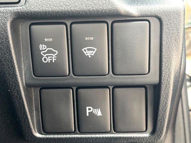 TOYOTA LEXUS IS300h 2015