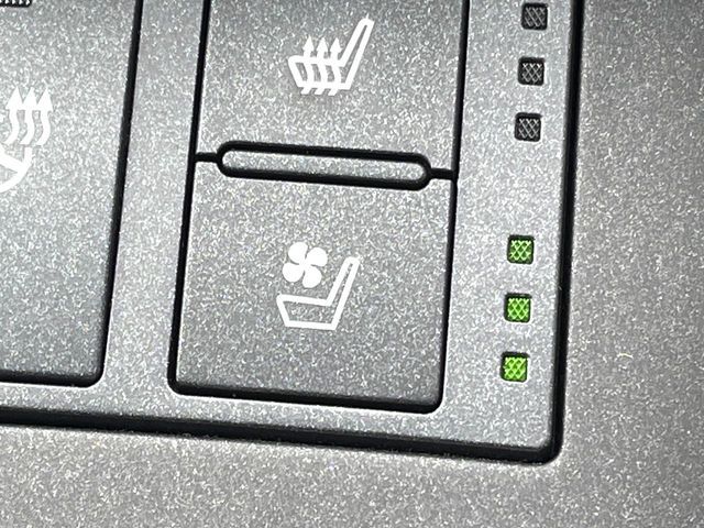 TOYOTA LEXUS IS300h 2015