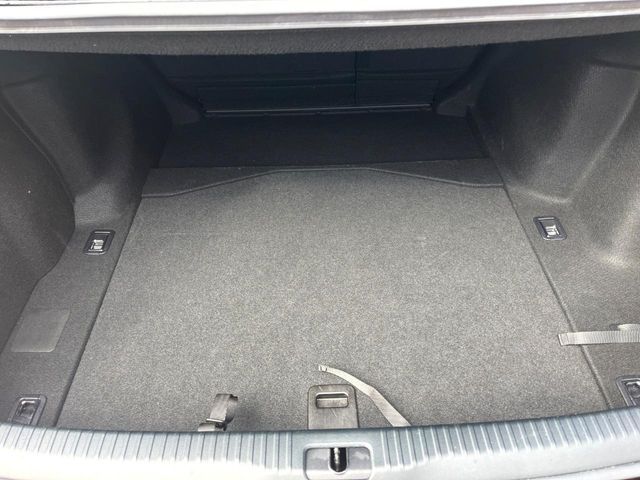 TOYOTA LEXUS IS300h 2015