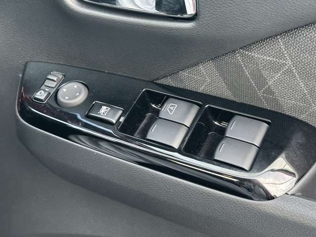 MITSUBISHI ek X EV 2023