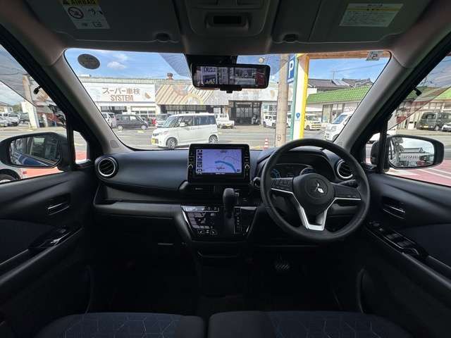 MITSUBISHI ek X 2019