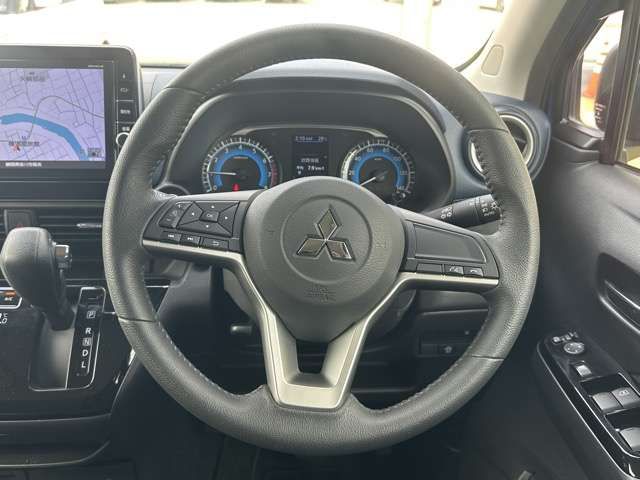 MITSUBISHI ek X 2019