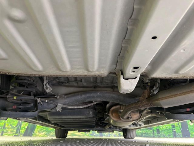 TOYOTA VOXY HYBRID 2017