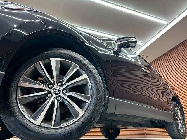 TOYOTA HARRIER 2WD 2023