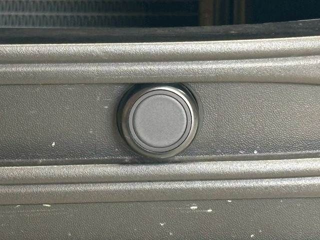 TOYOTA HARRIER 2WD 2023