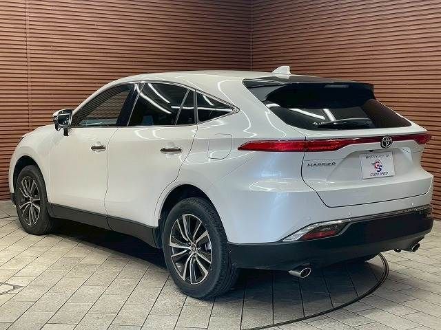 TOYOTA HARRIER 2WD 2024