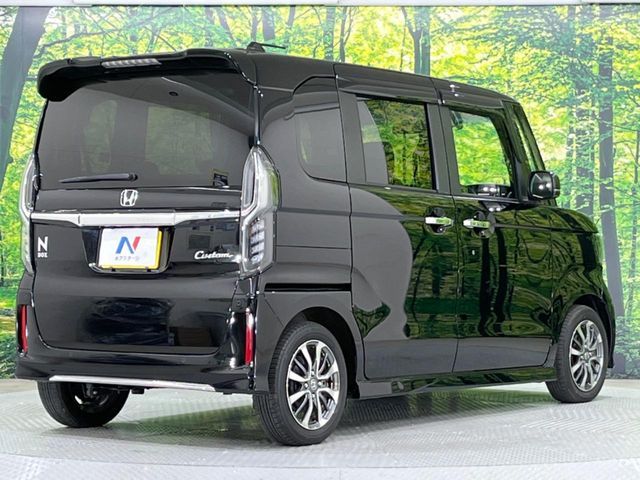 HONDA N BOX CUSTOM 2022