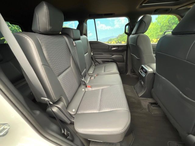 TOYOTA LANDCRUISER 250 2024