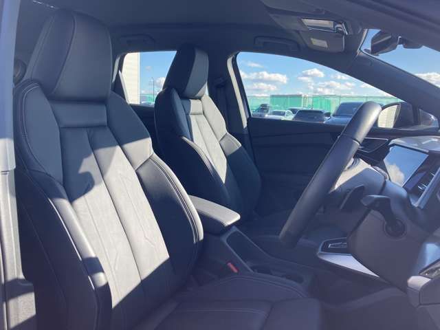 AUDI AUDI Q4 e-tron 2022