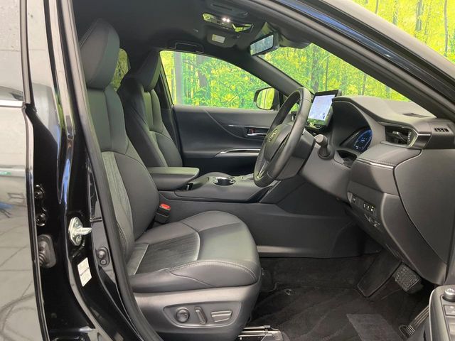 TOYOTA HARRIER 2WD 2023