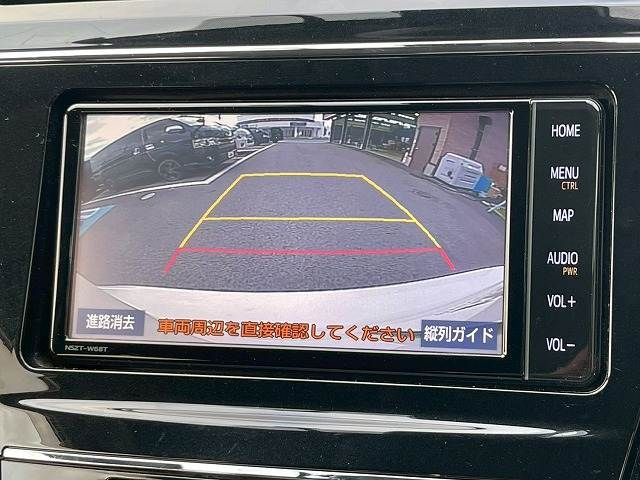 TOYOTA PRIUS Alpha 2018