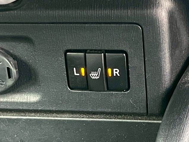 TOYOTA PRIUS Alpha 2018