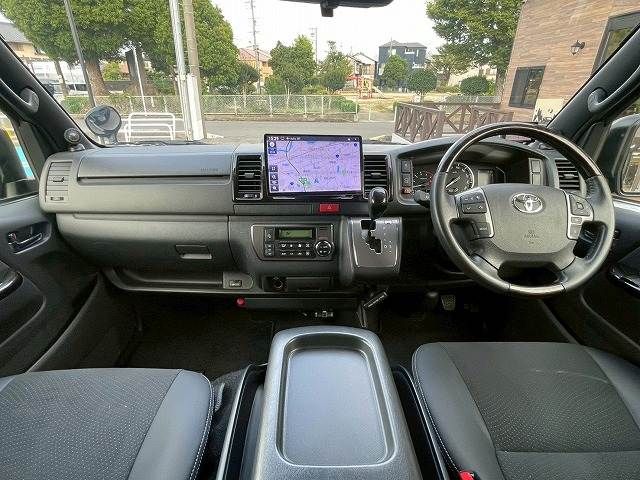 TOYOTA HIACE van 2WD 2021