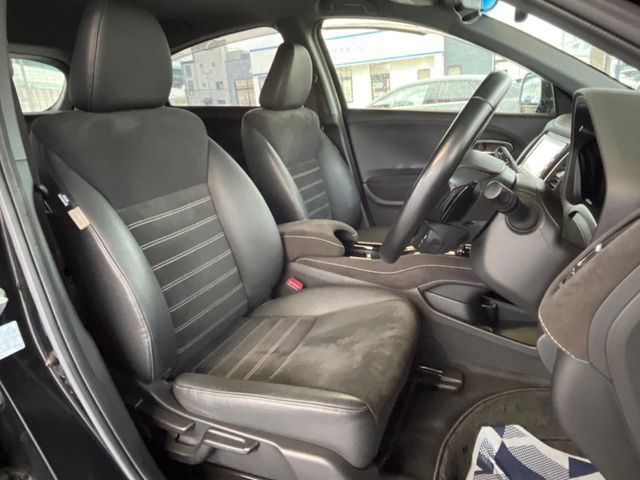 HONDA VEZEL HYBRID 2017