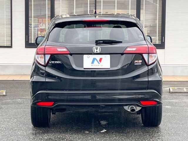 HONDA VEZEL HYBRID 2017