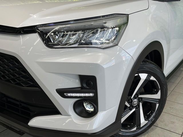 TOYOTA RAIZE HYBRID 2022