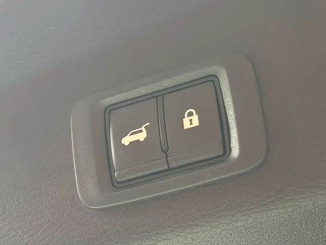 MITSUBISHI OUTLANDER PHEV 2023