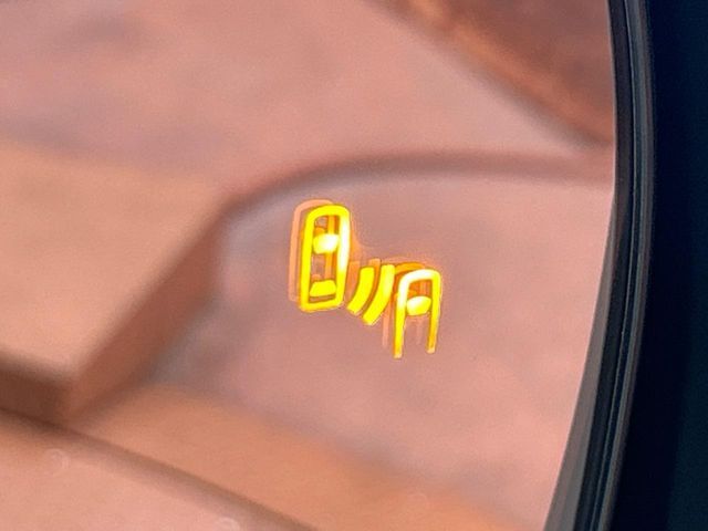 TOYOTA LANDCRUISER PRADO 2023