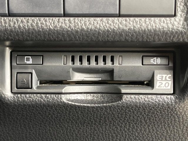 TOYOTA RAV4 4WD 2021