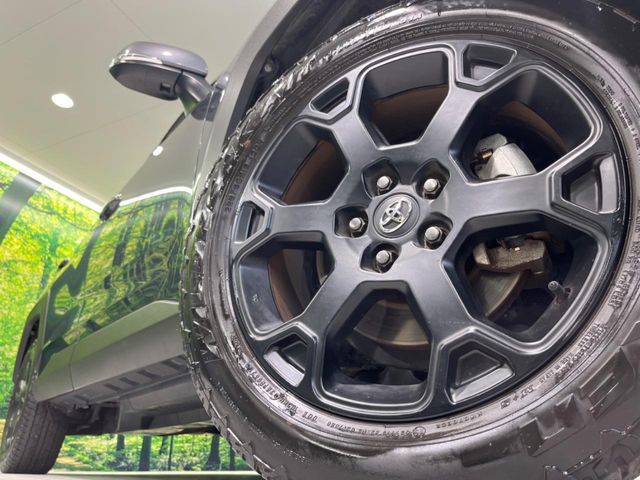 TOYOTA RAV4 4WD 2021