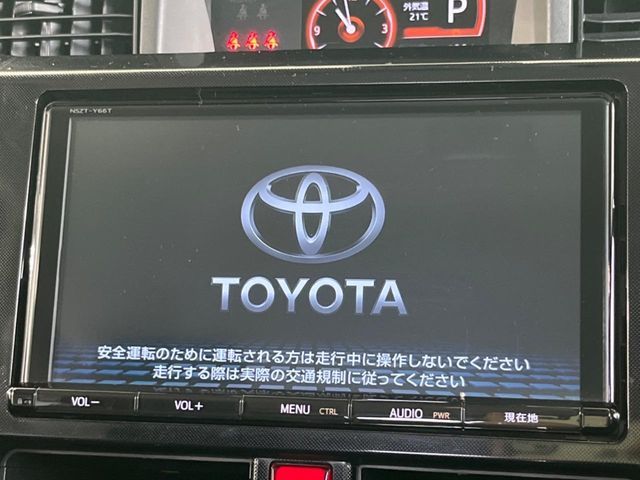 TOYOTA ROOMY 2017