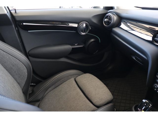 BMW MINI COOPER D 5DOOR 2021