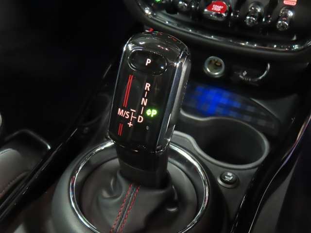 BMW MINI CLUBMAN 2020