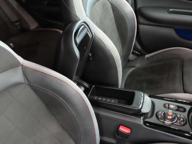 BMW MINI CLUBMAN 2020