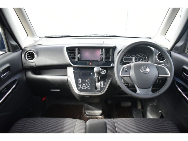 NISSAN DAYZ ROOX 2019