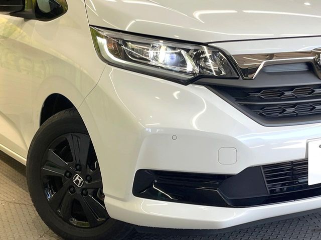 HONDA FREED HYBRID 2022