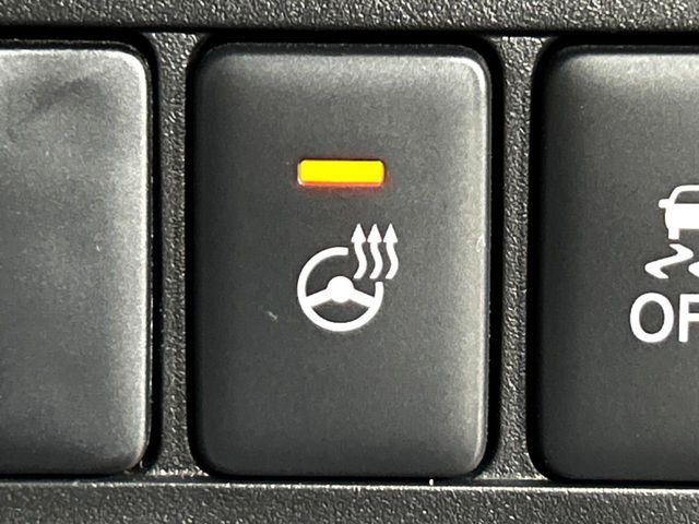 MITSUBISHI DELICA D:5 4WD 2024