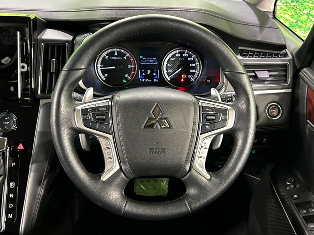 MITSUBISHI DELICA D:5 4WD 2024