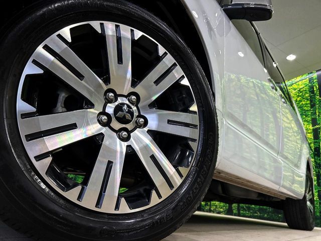 MITSUBISHI DELICA D:5 4WD 2024