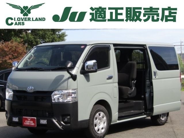 TOYOTA HIACE van 2WD 2024