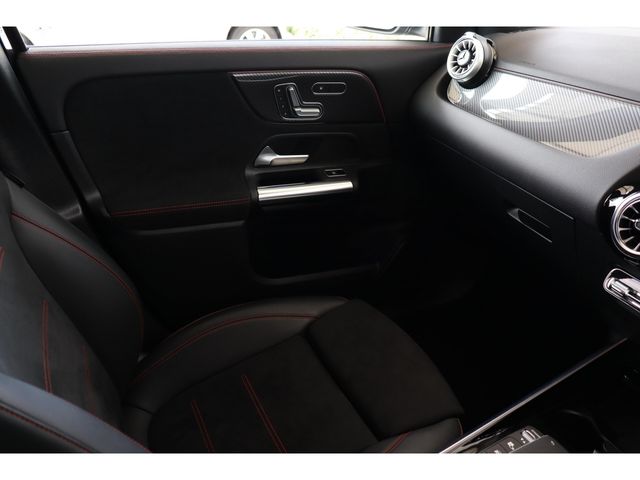 MERCEDES BENZ MERCEDES BENZ GLA class 2021