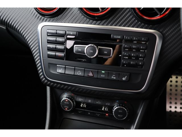 MERCEDES BENZ MERCEDES BENZ A class 2015