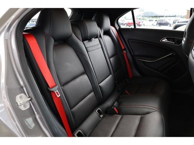 MERCEDES BENZ MERCEDES BENZ A class 2015