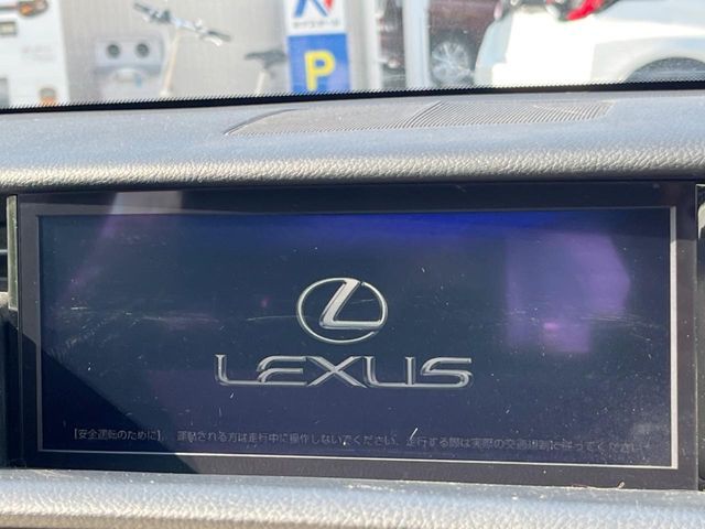 TOYOTA LEXUS IS300h 2016