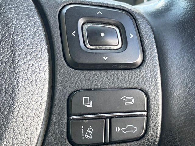 TOYOTA LEXUS IS300h 2016