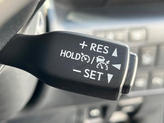 TOYOTA LEXUS IS300h 2016