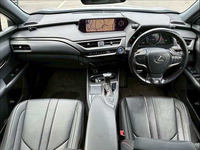 TOYOTA LEXUS UX250h 2020