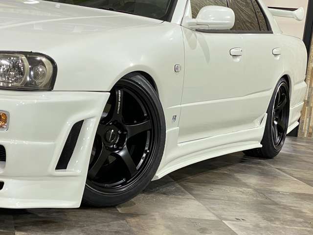 NISSAN SKYLINE 1998