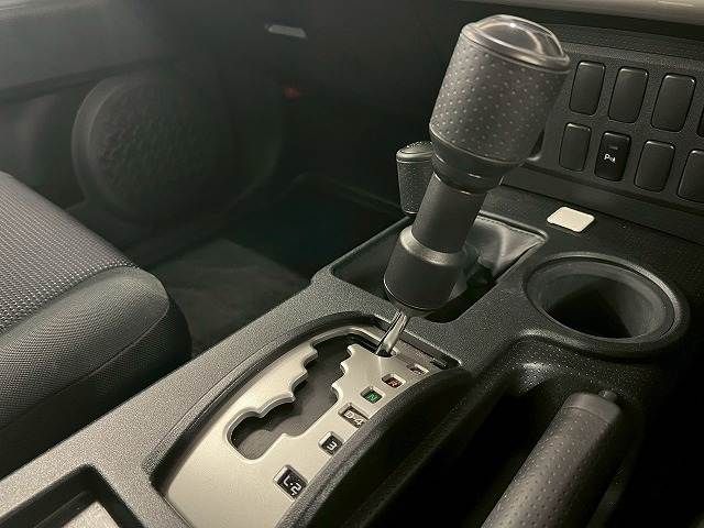 TOYOTA FJ CRUISER 4WD 2017