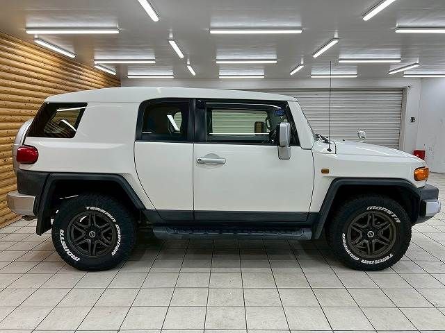 TOYOTA FJ CRUISER 4WD 2017