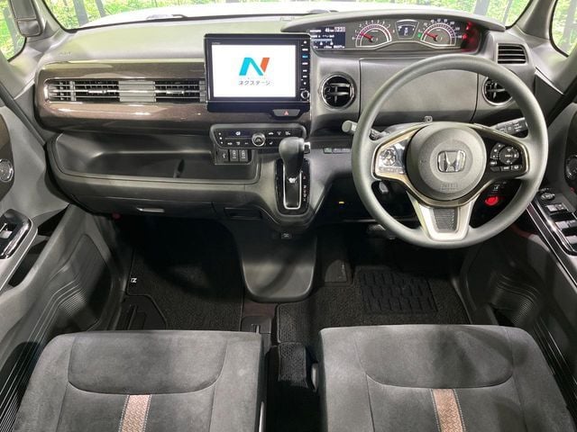 HONDA N BOX CUSTOM 4WD 2018